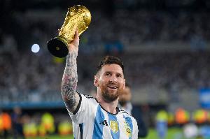 克雷斯波：梅西代表完美的技术和始终保持在极高水平的稳定性
